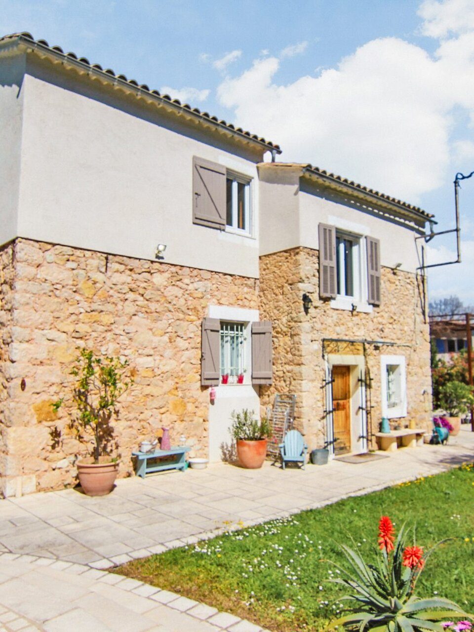 Manor Exterior