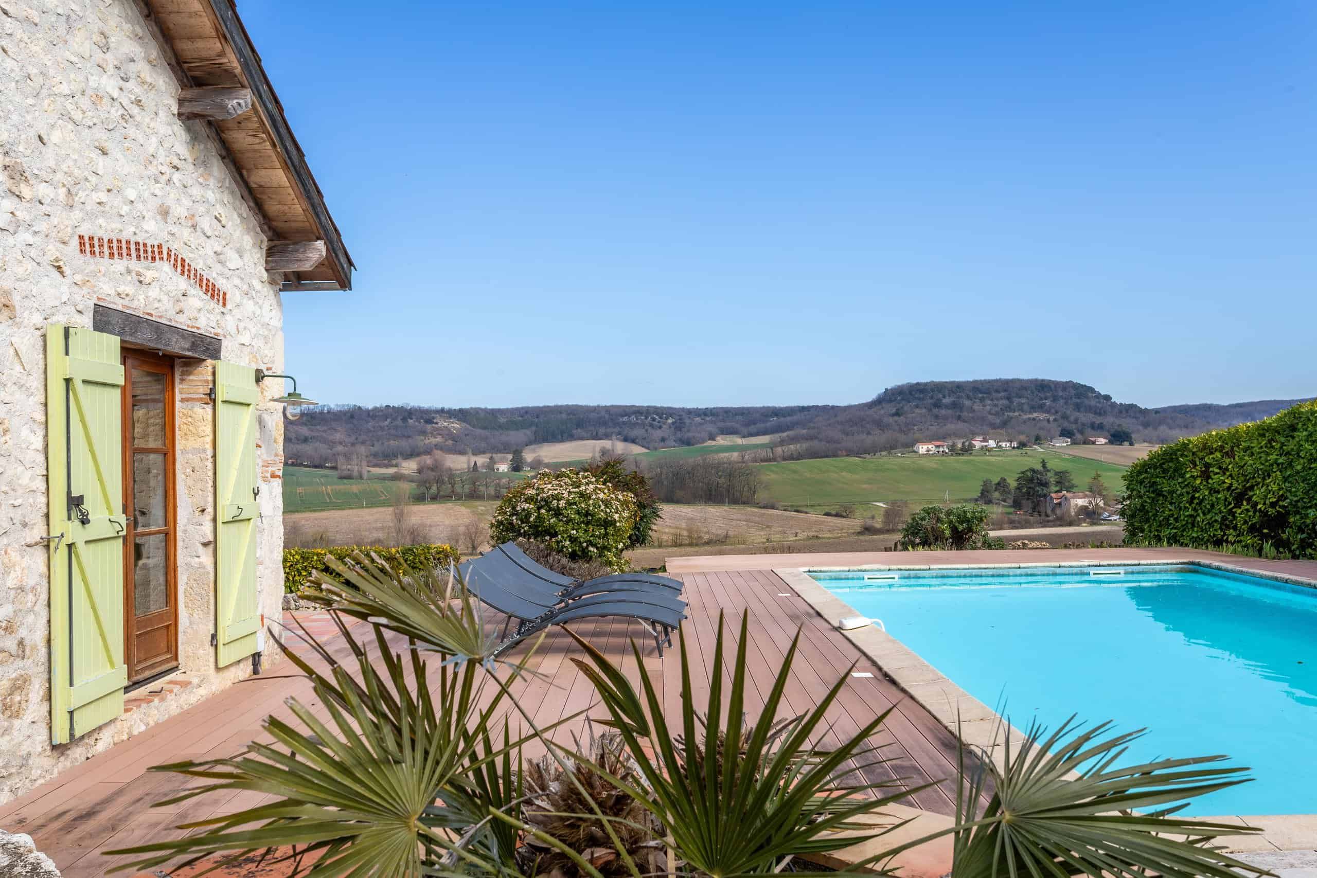 Stone Barn Conversion with Pool